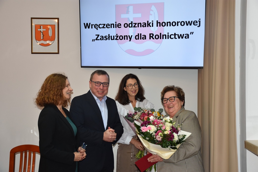 573495855_1249859503846127_2772610582013407061_n.jpg (168 KB)