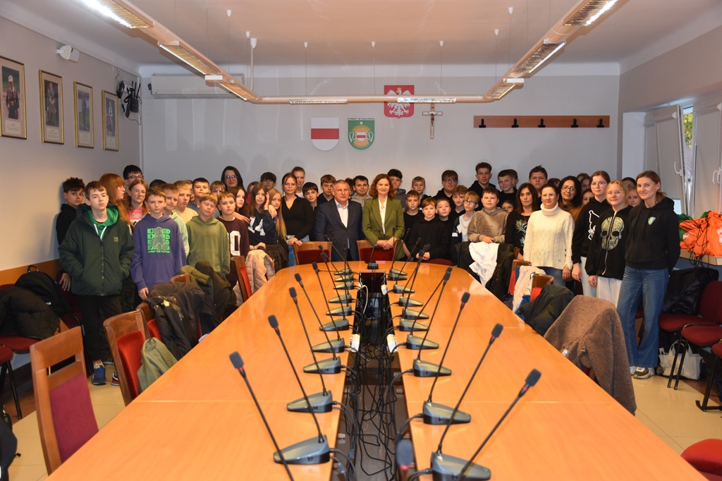 574571897_1250732153758862_3194012408289215868_n.jpg (220 KB)