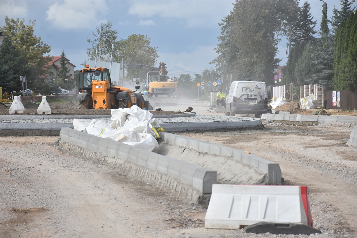 DSC_7290.JPG (374 KB)