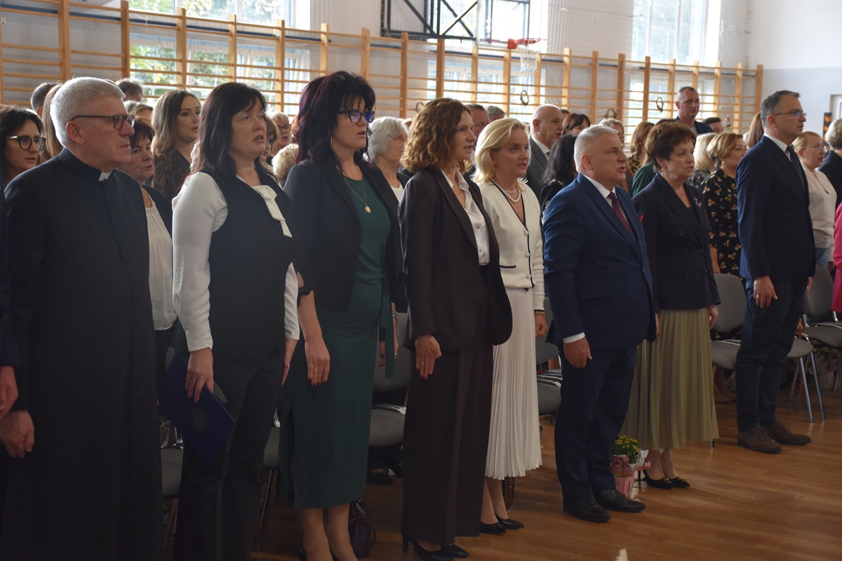 DSC_9024.JPG (266 KB)