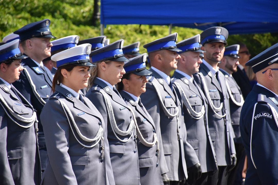 Policja (1).jpg (638 KB)