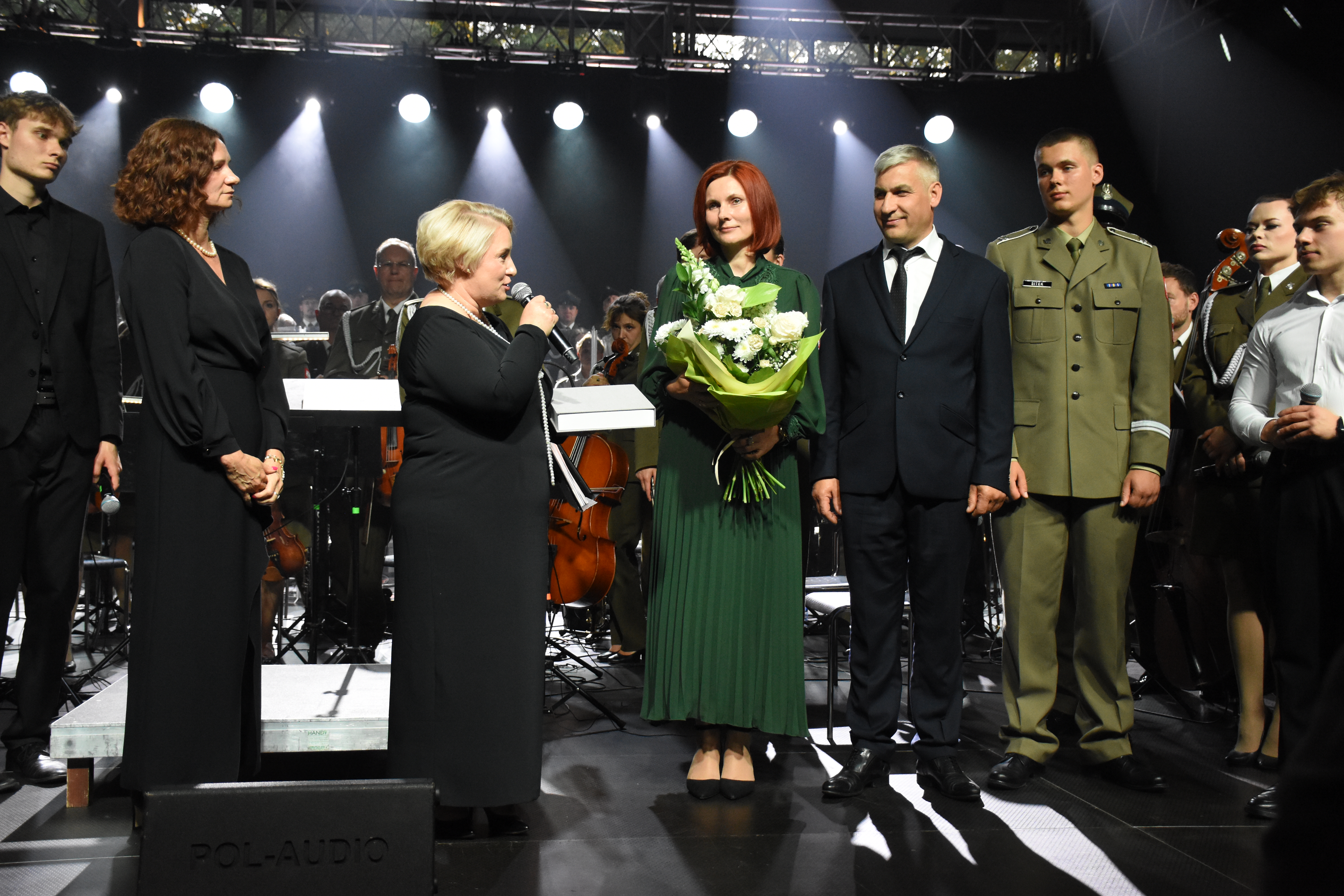 Koncert (8).JPG (13.97 MB)