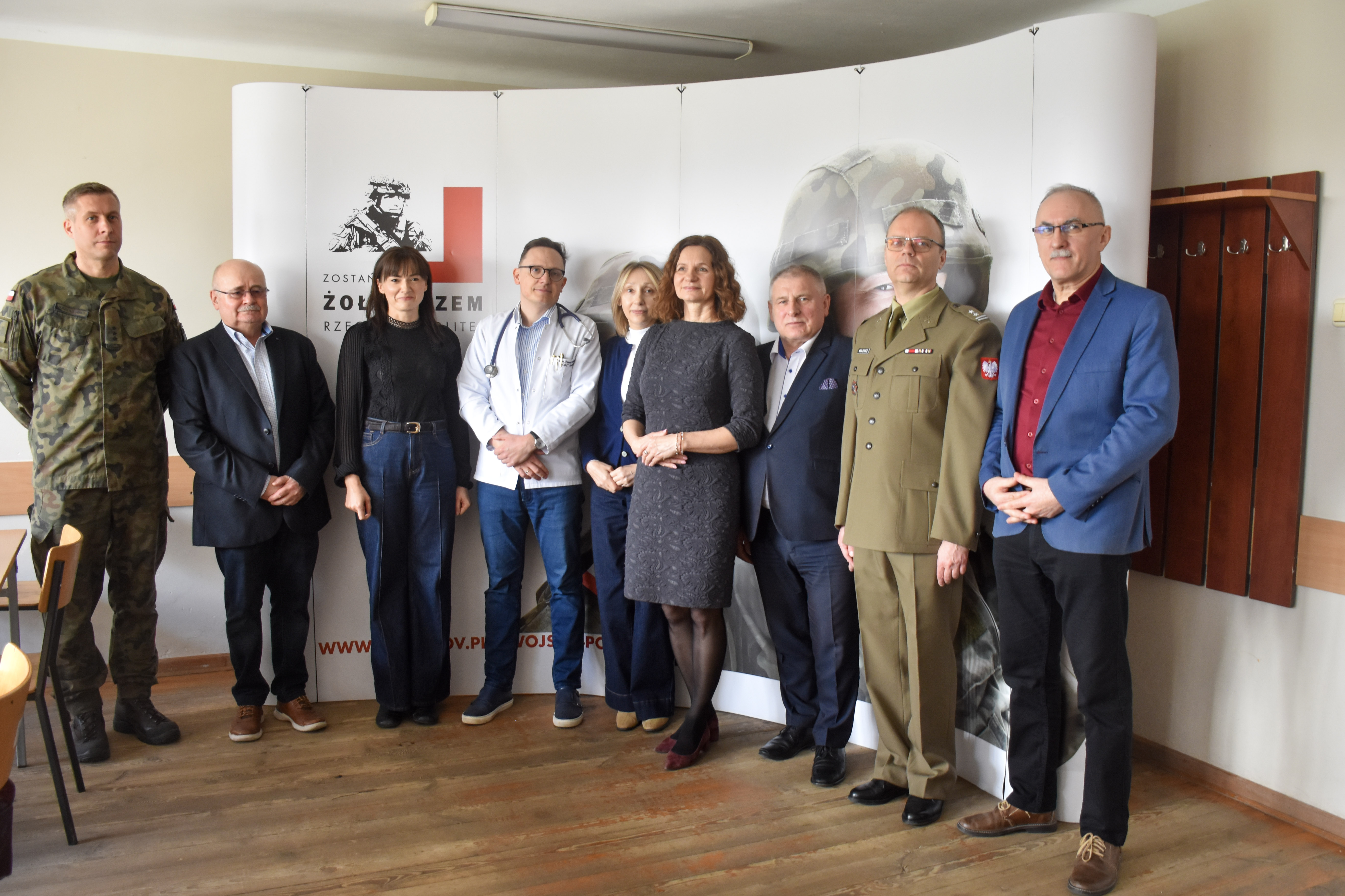 7-DSC_0557.jpg (2.14 MB)