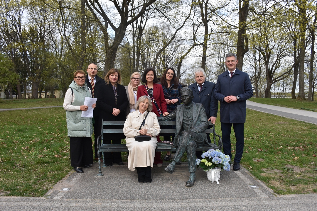 Konferencja (47).jpg (950 KB)