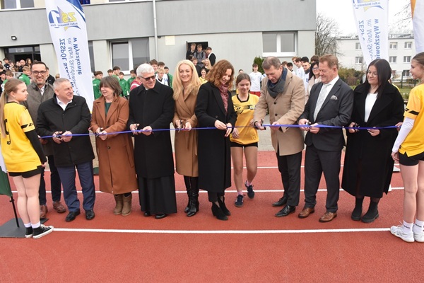 Ikona do artykułu: Nowoczesny kompleks sportowy przy „Skłodowskiej” oficjalnie otwarty!
